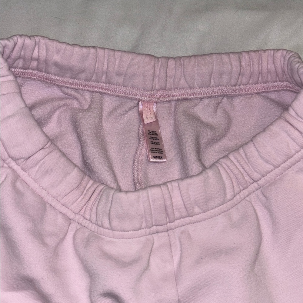 SKIMS Sweat shorts
